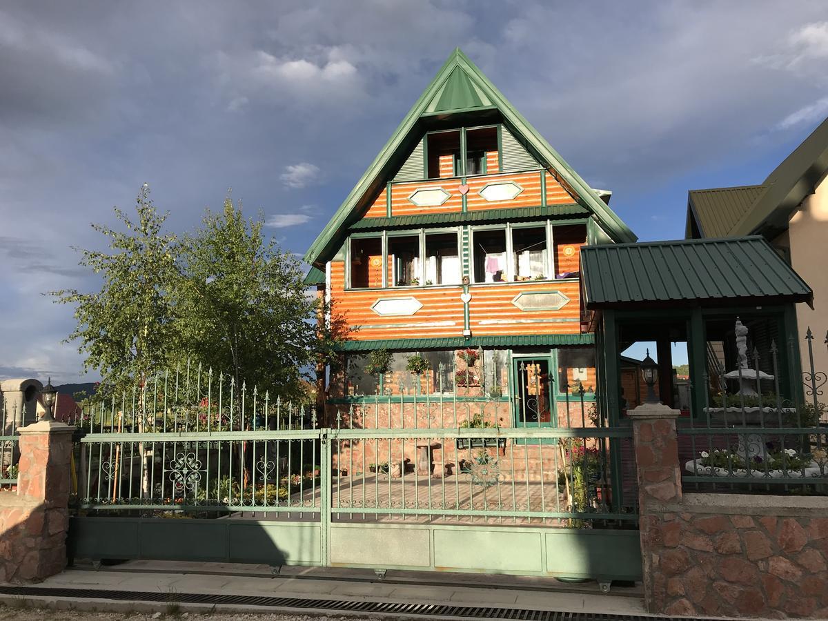 Vila Krismark Žabljak エクステリア 写真